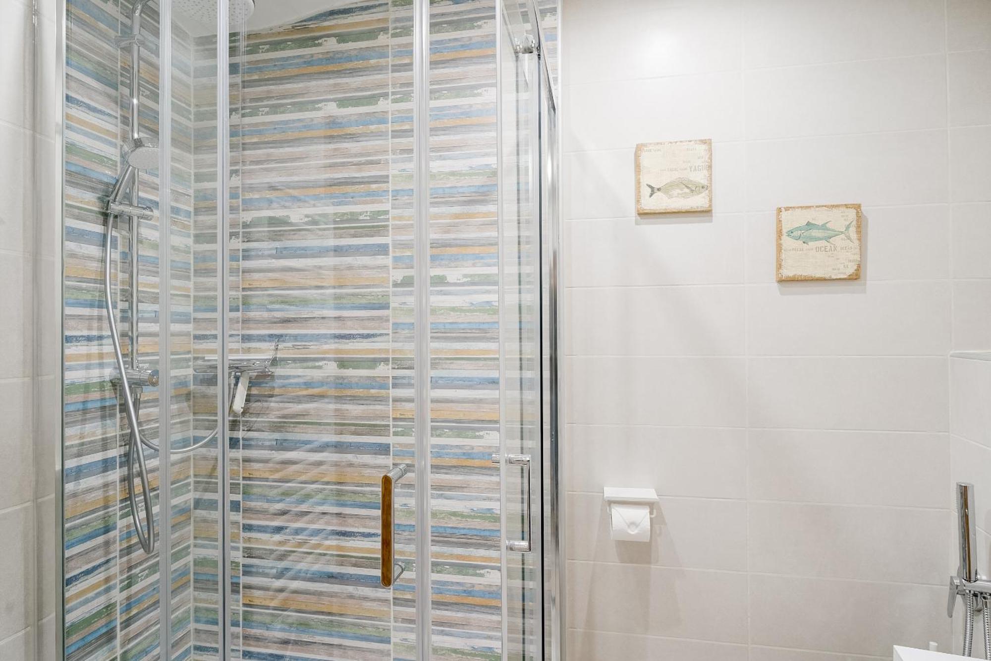 Azurea Home Central & Roomy Flat Санремо Экстерьер фото